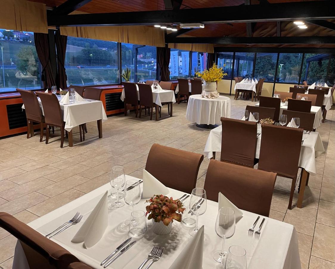 Hotel Grosuplje Dış mekan fotoğraf