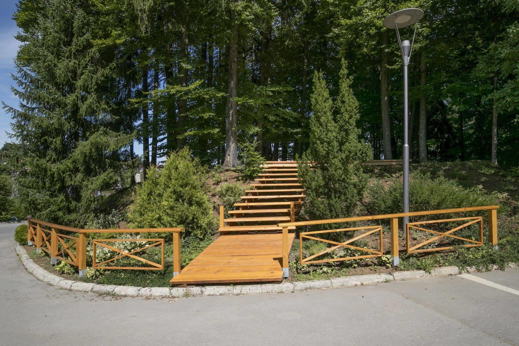 Hotel Grosuplje Dış mekan fotoğraf