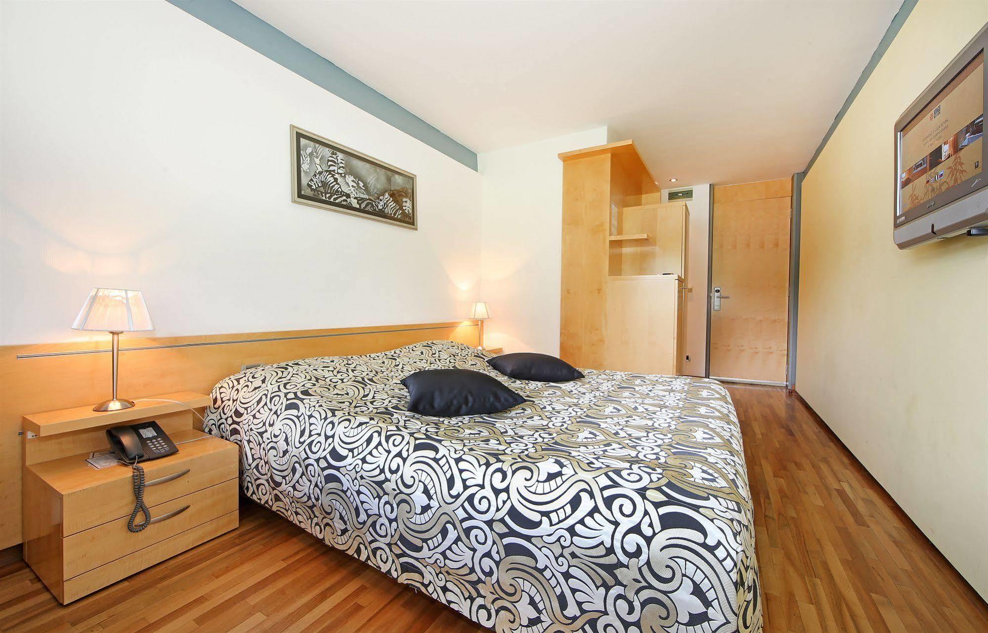 Hotel Grosuplje Dış mekan fotoğraf